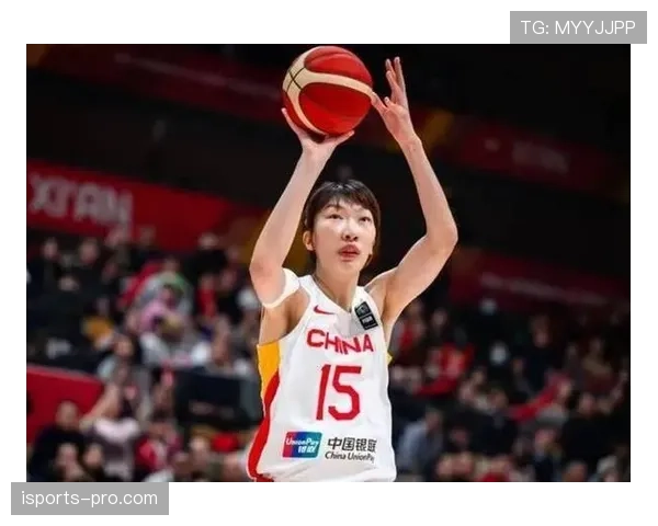 伊涅斯塔边路提速破防：关键战中角色转型的战术逻辑