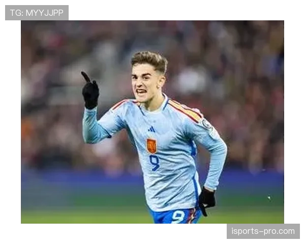 加维：西班牙国家队史上最年轻出场球员的突破与意义